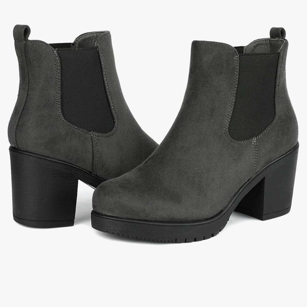 3 for $20 💜 DREAM PAIRS Chelsea Ankle Boots
